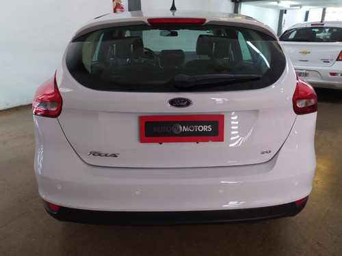 Imagen 5 de 17 de Ford Focus 2.0 Se 5pts 2016