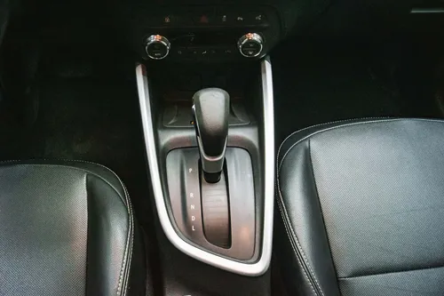 Chevrolet Onix 1.0T Premier Hatch At