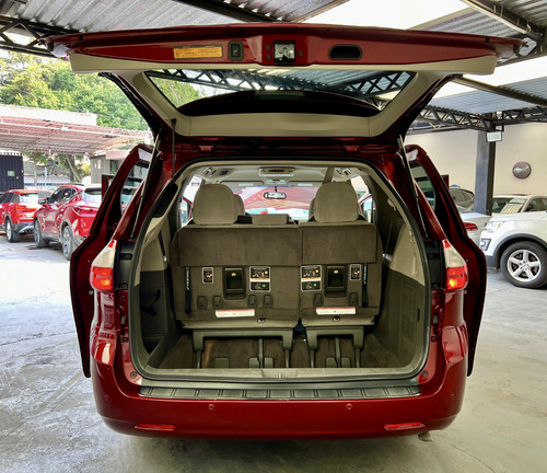 Toyota Sienna 3.5 Xle At