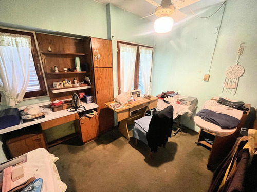 Venta Casa En Primer Piso Quincho Completo Con Pileta En Terraza Apto Crédito En Zona Sur