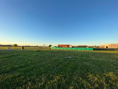 Imagen 3 de 6 de Hermoso Lote En Barrio Privado San Simon