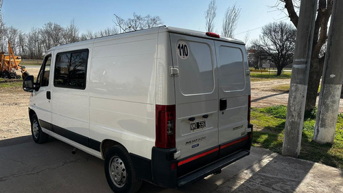 Peugeot Boxer 2.3 330m Confort Hdi Larga
