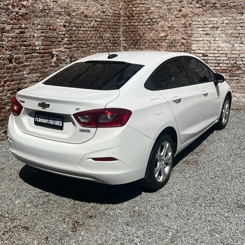 Chevrolet Cruze 1.8 Lt Mt