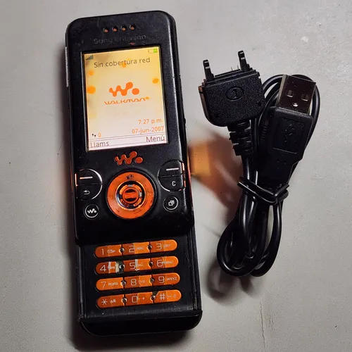 comprar Sony Ericsson W580 Walkman Telcel Detalle, Con Cable Carga, 18 Juegos,!! Leer Descripcion!!, Celular Retro Clasico Coleccion Antiguo Old W800 W810 Negro