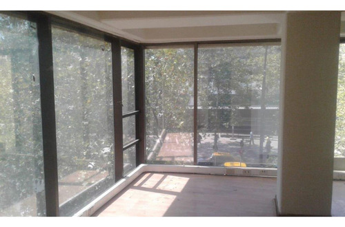 Arriendo Oficina Ed. Giratorio Conexión Metro Los Leones, Pl