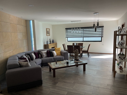 Magnifica Residencia En El Mejor Cluster De Puebla, Unica Por Sus Acabados Y Distribucion