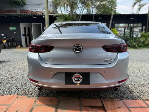 Mazda 3 2.0 Grand Touring At