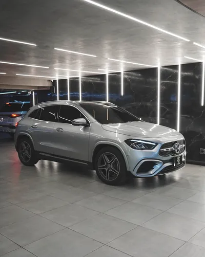 Mercedes-Benz GLA 250 2.0 4matic