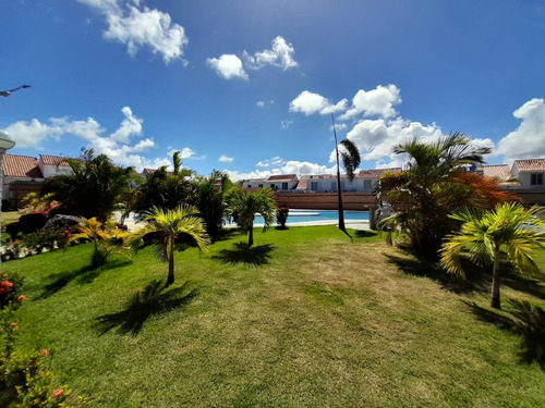 Imagen 6 de 27 de Townhouse Res. Playuela Tucacas Gm