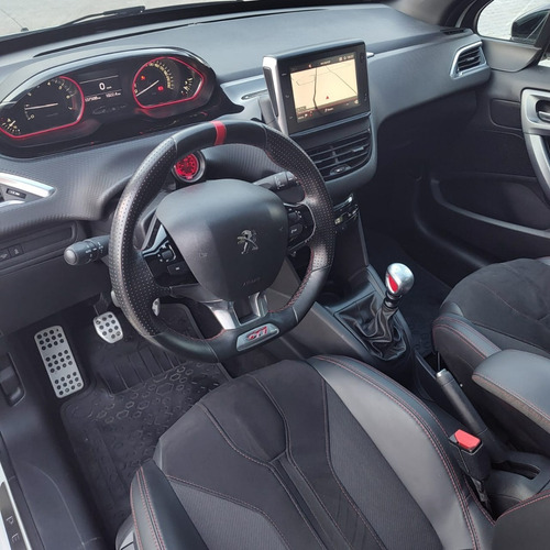 Imagen 11 de 20 de Peugeot 208 1.6 Gt Thp