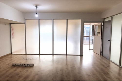 Imagen 3 de 10 de Vende Oficina Piso 8 Microcentro 9 De Julio