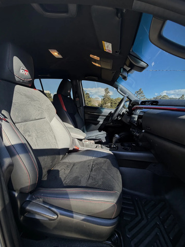 Toyota Hilux GR Turbo Diesel 2025