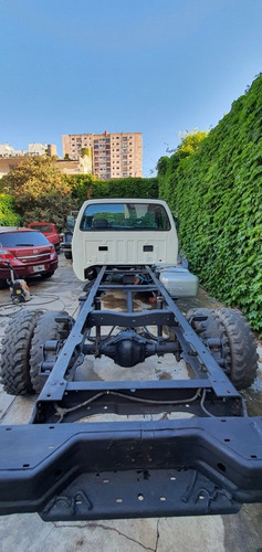 Imagen 4 de 13 de Ford F4000