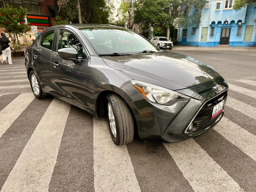 Toyota Yaris 1.5 R Xle At