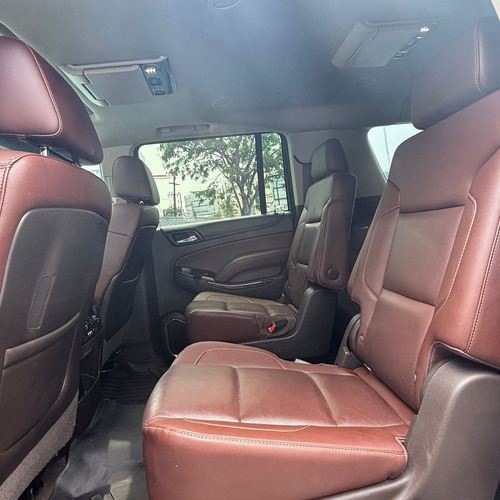 Chevrolet Suburban 5.3 Ltz 4x4 Mt