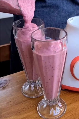 Imagen 3 de 6 de Copas Milkshake Vidrio 6 Pza Postres Helados 369 Ml