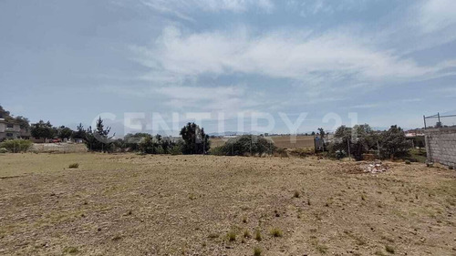 Terreno En Venta En Santiago Tlacotepec, Toluca, México