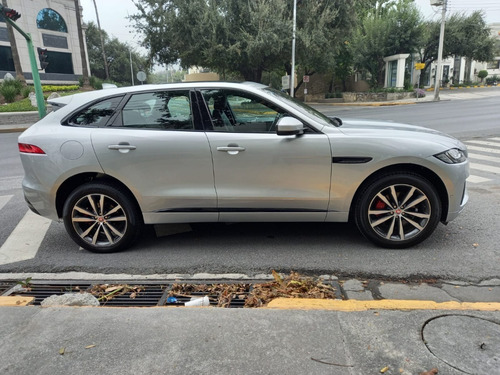 Imagen 4 de 11 de Jaguar F Pace S 2019