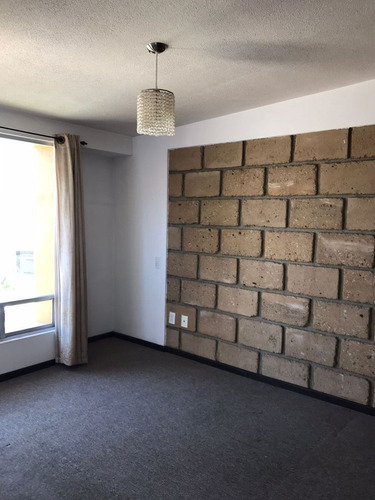 Imagen 8 de 19 de Casa En Venta En Bosque De Los Encinos (a Un Costado Del Clu