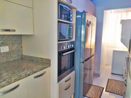 Imagen 4 de 10 de Se Vende Apartamento En El Pis 3 En El Conjunto Residencial Terrazas Del Samán, La Colina Sector El Rincón.-