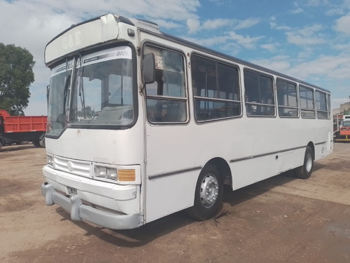 Colectivo Mercedes Benz 1420