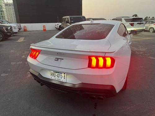 Ford Mustang 5.0l Gt V8 At