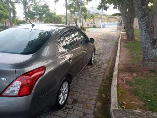 Nissan Versa 2014 1.6 16v Sl Flex 4p