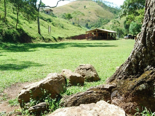Imagem 13 de 17 de Sítio Com Uma Espetacular E Uma Das Maiores Cachoeiras Da Região De Taubaté, Grande Potencial Para Eco Turismo, 35.400 M², 4 Chalés E Restaurante. - St00007 - 31981832