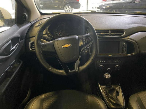 Imagem 8 de 11 de Chevrolet Onix 1.4mt Ltz