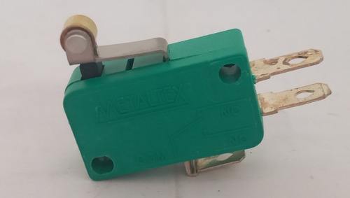 Micro Switch Metaltex Con Rueda