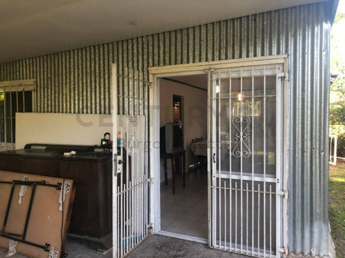 Imagen 18 de 20 de 631 E/ 13 Y 14. Casa Quinta En Venta En Sicardi. Condominio Los Fresnos