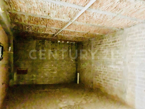 Bodega O Taller En Renta En Col. Heliodoro Hernández Loza