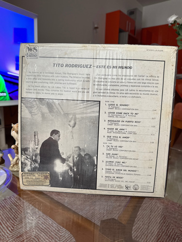 Tito Rodriguez - Este Es Mi Mundo (vinilo, 1968) Estándar