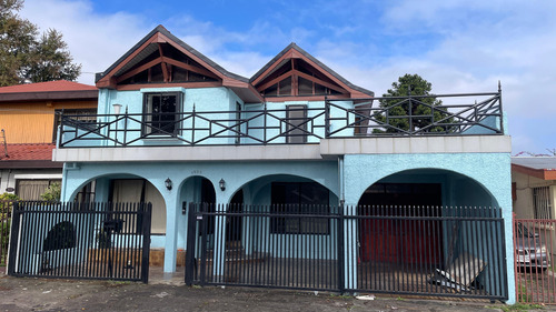 Arriendo Excelente Ubicación Y Amplia Casa En San Pedro De