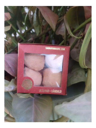 Incienso natural Sagrada Madre Premium Smoke Bombinha Oliban-Sándalo