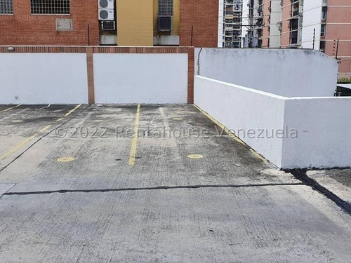 Imagen 24 de 25 de @enzococchioni.rah Moderno Apartamento Piso Bajo Resd. Greco San Jacinto 22-25667