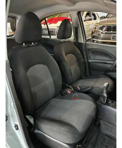 Nissan March 1.0 S 12V FLEX 4P MANUAL