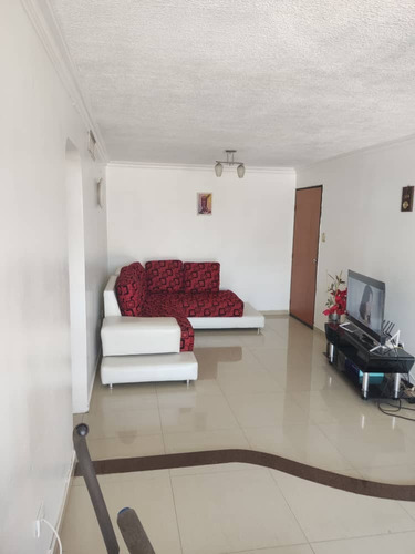 Imagen 3 de 10 de Guaicamar I, Apartamento En Venta Exclusiva!