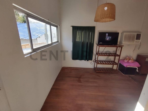 Venta De Casa 2 Ambientes En Punta Lara, Ensenada.
