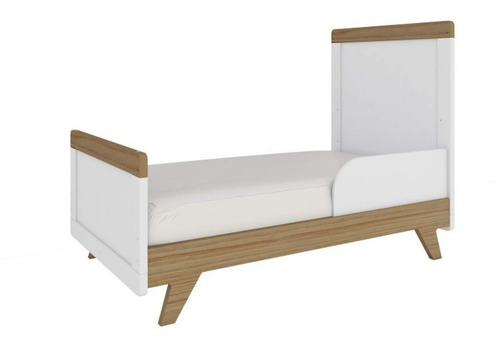 Imagem 7 de 10 de Quarto De Bebê Completo Com Cômoda, Berço E Guarda Dj