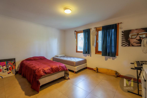 Imagen 26 de 30 de Casa En Venta - 5 Ambientes - Carilo