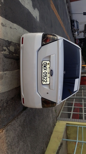 Ford Fiesta Sedan 1.6 Rocam Se Plus Flex 4p 2014