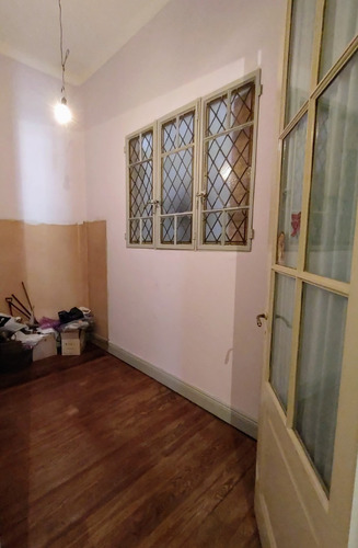 Imagen 4 de 14 de Departamento Venta 5 Ambientes Dependencia Apto Profesional