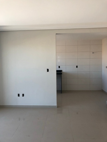 Imagem 3 de 23 de Cobertura Com 3 Quartos, Na Primeira Quadra Do Jardim Marilea. - 915 - 69854157