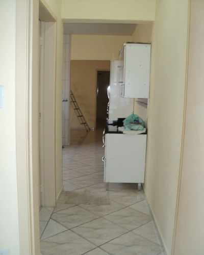 Imagem 9 de 30 de Aluga-se Casa 2 Dormitórios Próxima A Escola, Supermercados Dia, Coop, Av. São Paulo, Em Sorocaba, Reformada, Bairro Cruzeiro Do Sul, Além Ponte. - Ca00979 - 33337667