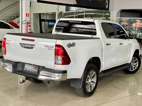 Imagem 6 de 15 de Toyota Hilux Cd Srx 4x4 2.8 Tdi 16v Diesel Aut 2017