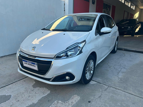 Peugeot 208 1.6 Allure