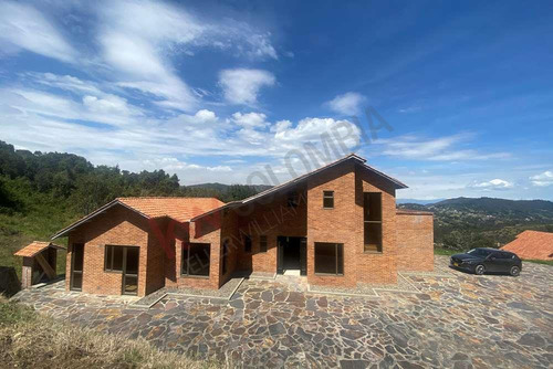 Vendo Casa Campestre En Lote De 10.000 M2 En La Calera Vereda El Hato-9236