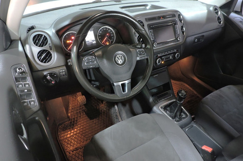 Imagen 10 de 15 de Volkswagen Tiguan 2.0 Tsi 4 Sport & Style 2013