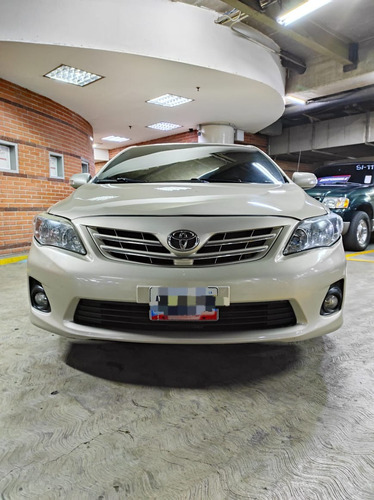 Imagen 14 de 15 de Toyota Corolla Gli 2014